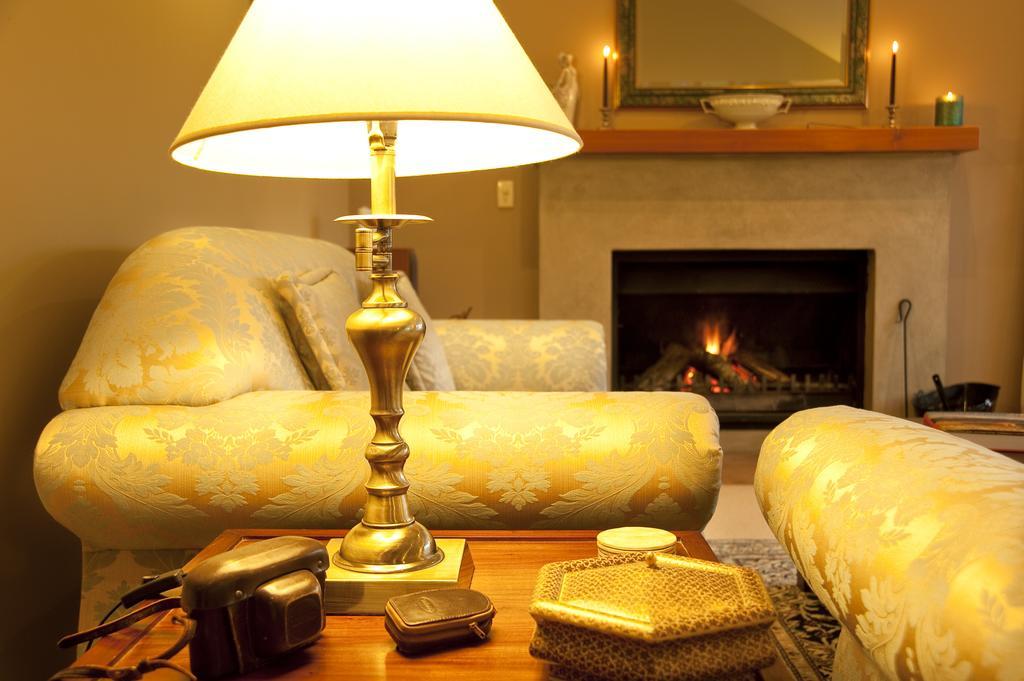 Whakaipo Lodge Taupo Bagian luar foto