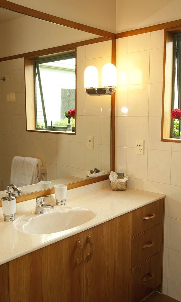 Whakaipo Lodge Taupo Bagian luar foto